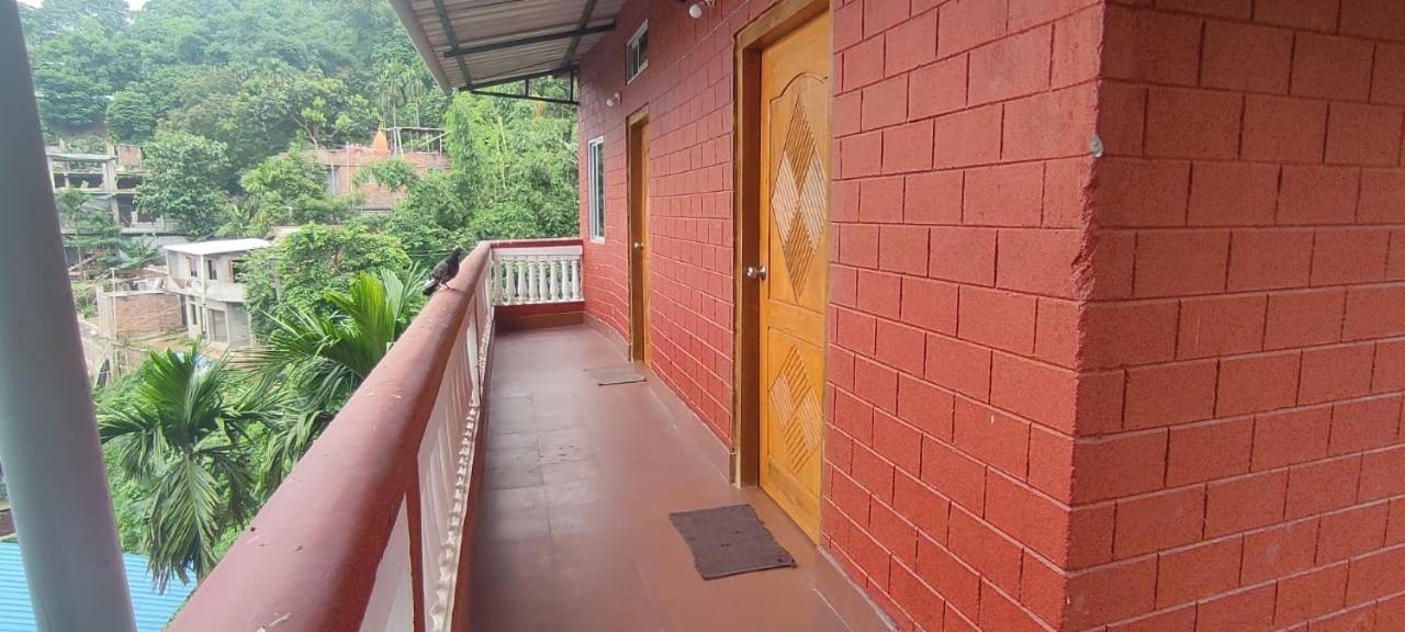 Hilltop Lodge Guwahati Eksteriør bilde