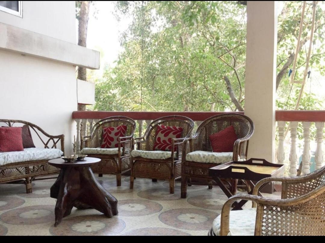 Hilltop Lodge Guwahati Eksteriør bilde