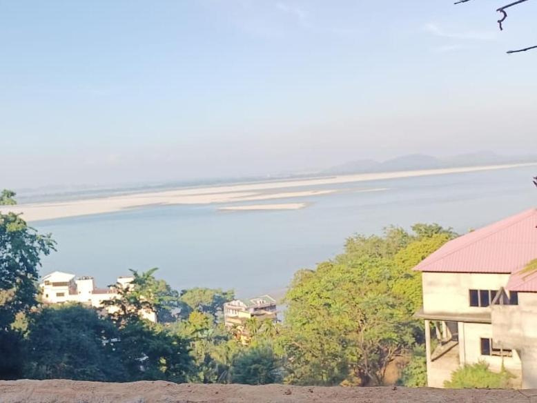 Hilltop Lodge Guwahati Eksteriør bilde