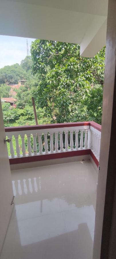 Hilltop Lodge Guwahati Eksteriør bilde