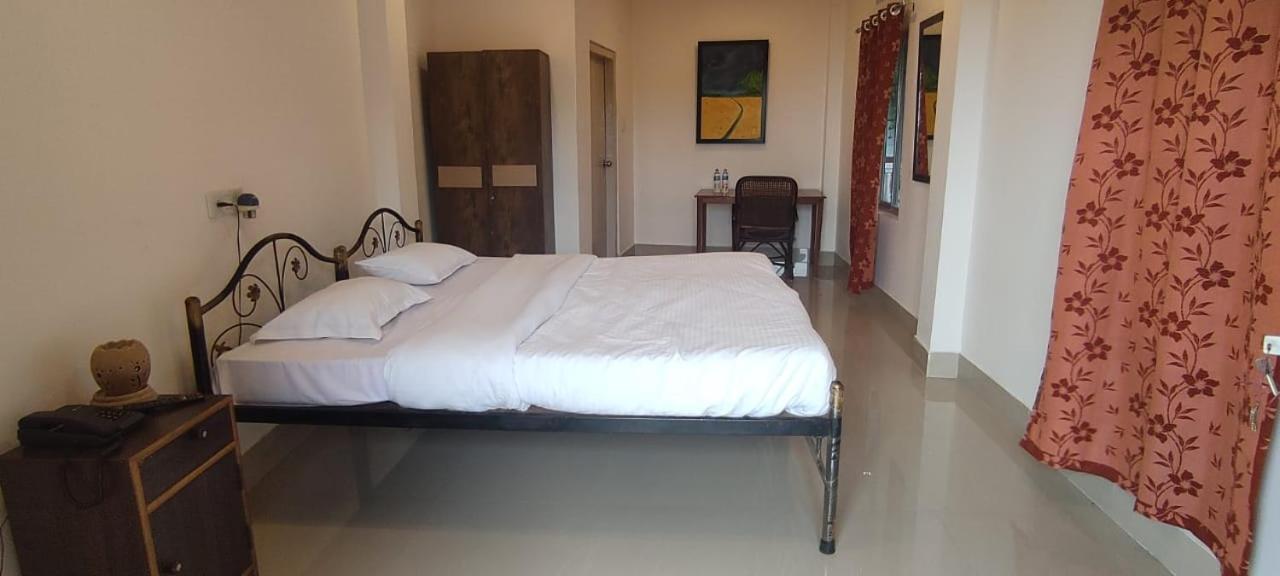 Hilltop Lodge Guwahati Eksteriør bilde
