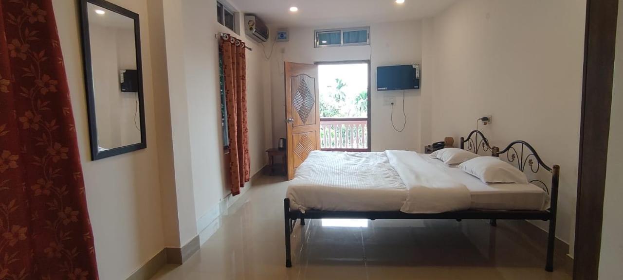 Hilltop Lodge Guwahati Rom bilde