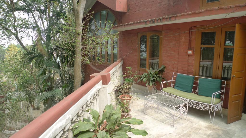 Hilltop Lodge Guwahati Eksteriør bilde