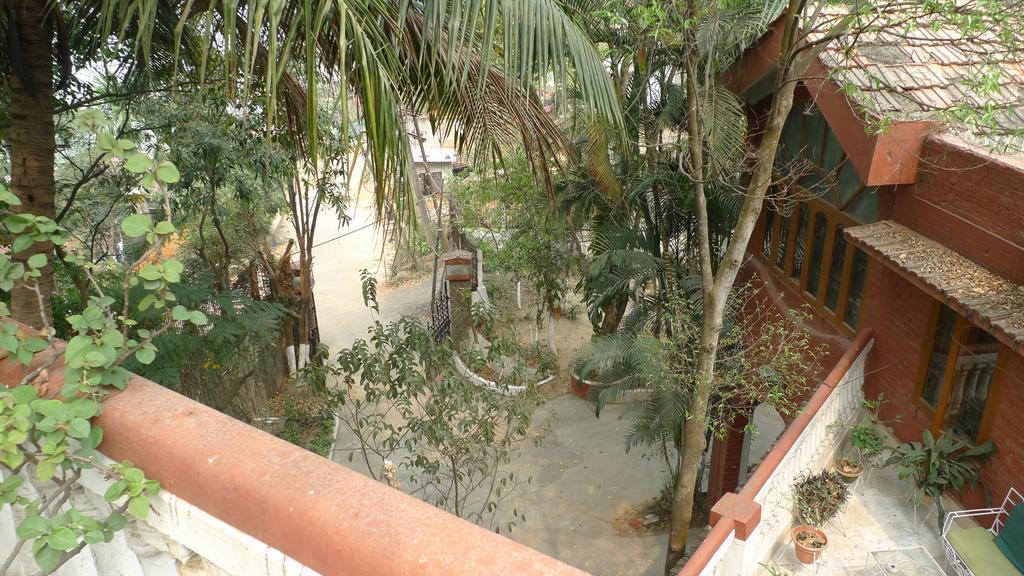 Hilltop Lodge Guwahati Eksteriør bilde