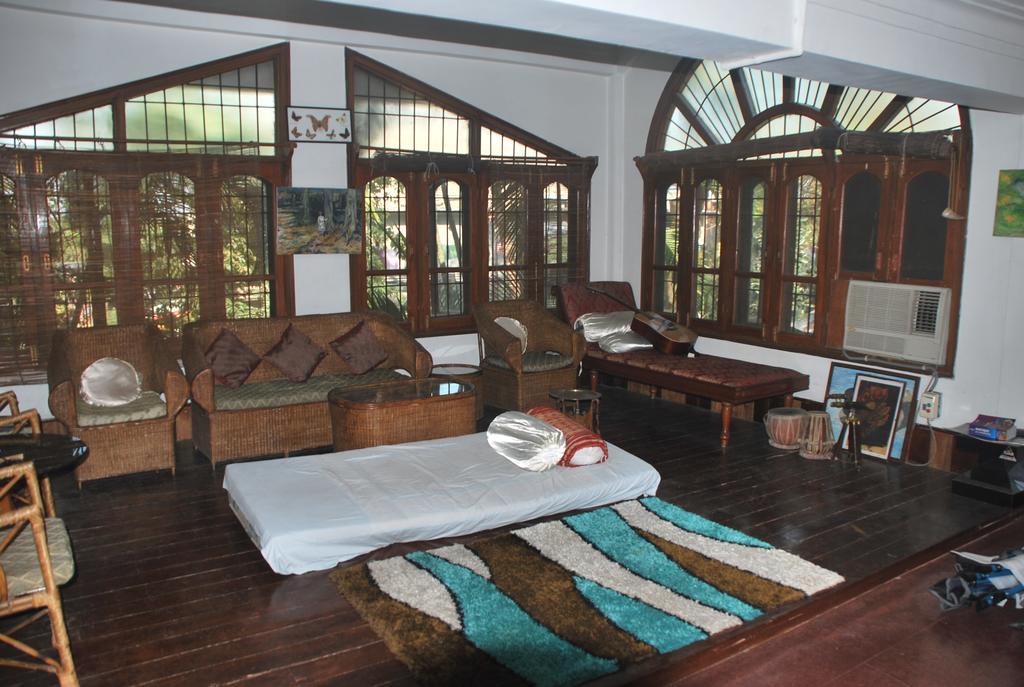Hilltop Lodge Guwahati Eksteriør bilde