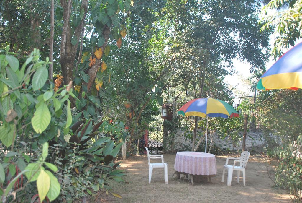 Hilltop Lodge Guwahati Eksteriør bilde