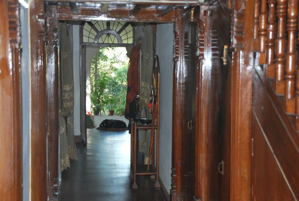 Hilltop Lodge Guwahati Eksteriør bilde