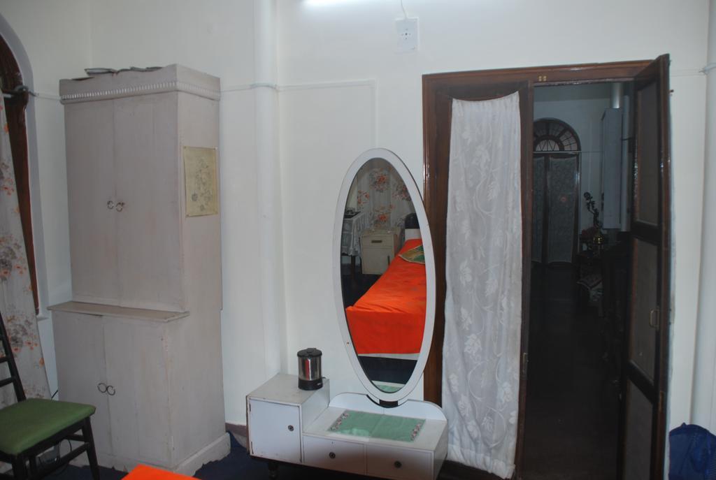Hilltop Lodge Guwahati Eksteriør bilde