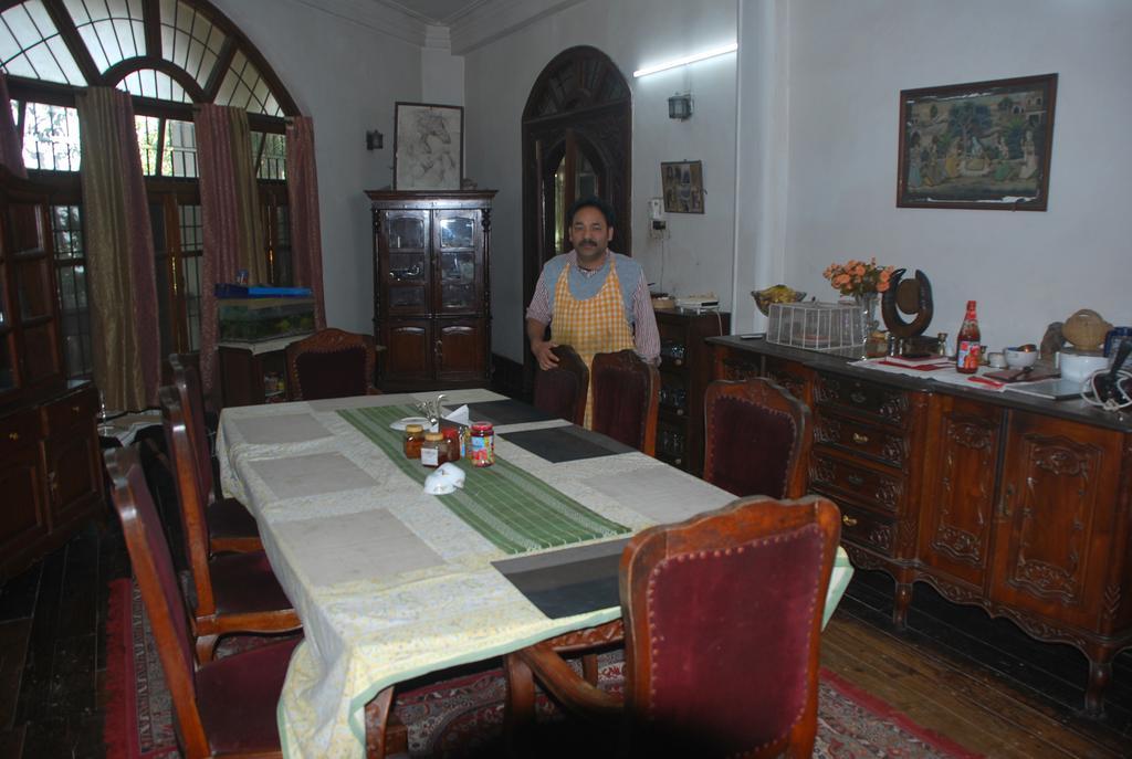 Hilltop Lodge Guwahati Eksteriør bilde