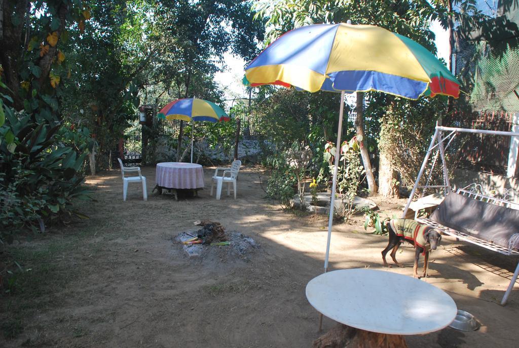 Hilltop Lodge Guwahati Eksteriør bilde