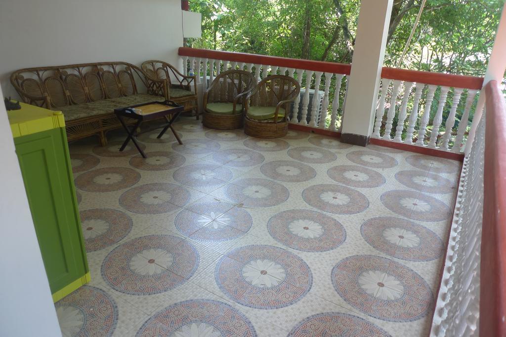 Hilltop Lodge Guwahati Eksteriør bilde